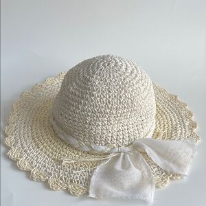 Women’s Ivory Straw Hat with Ribbon
